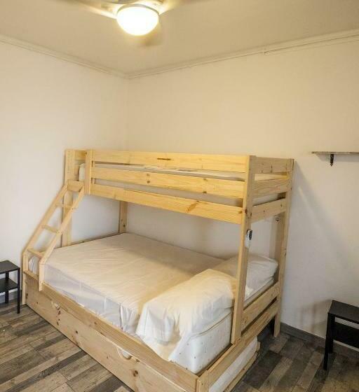 호스텔 L Hostalet Guesthouse