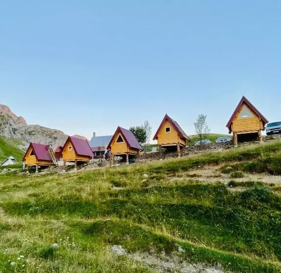 تختخواب و صبحانه Kapetanovo Jezero Bungalov
