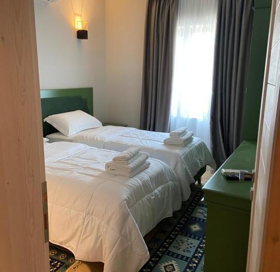 تختخواب و صبحانه “sarajet” Bed&breakfast