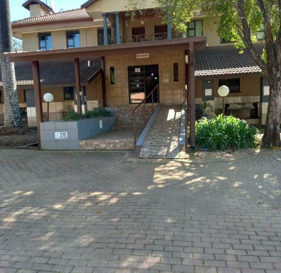 Hotel Avispark Lodge