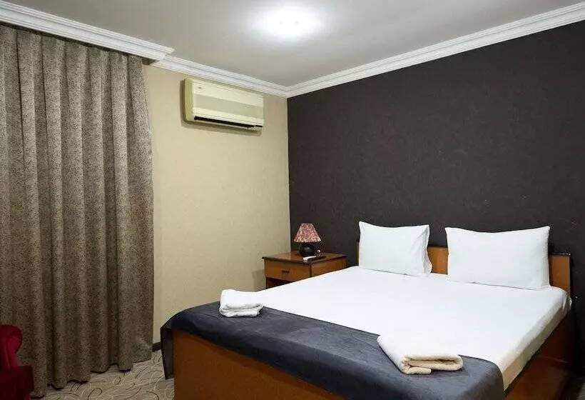 Hotelli Rosemary Inn