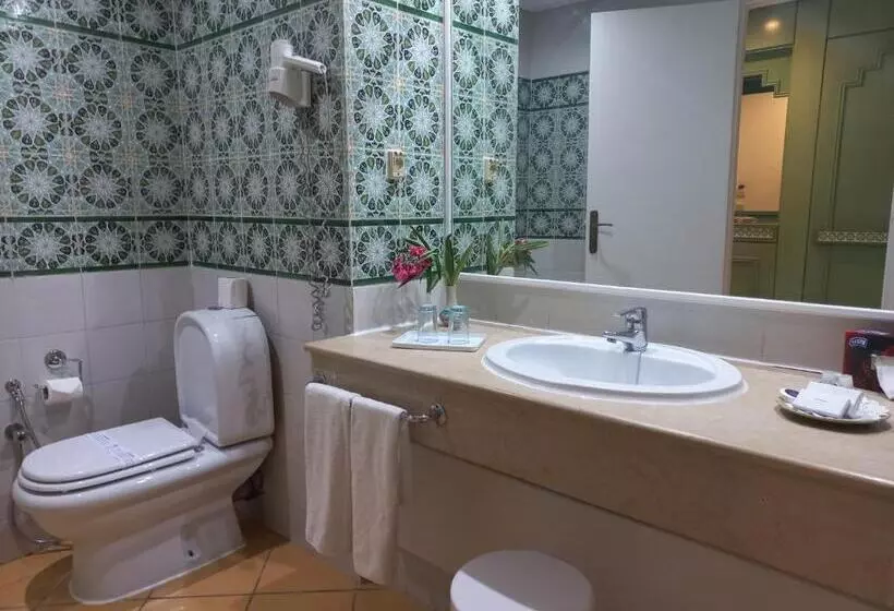 Hotelli Tunisia Lodge