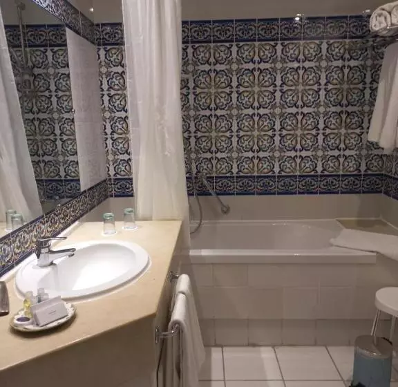 Hotelli Tunisia Lodge