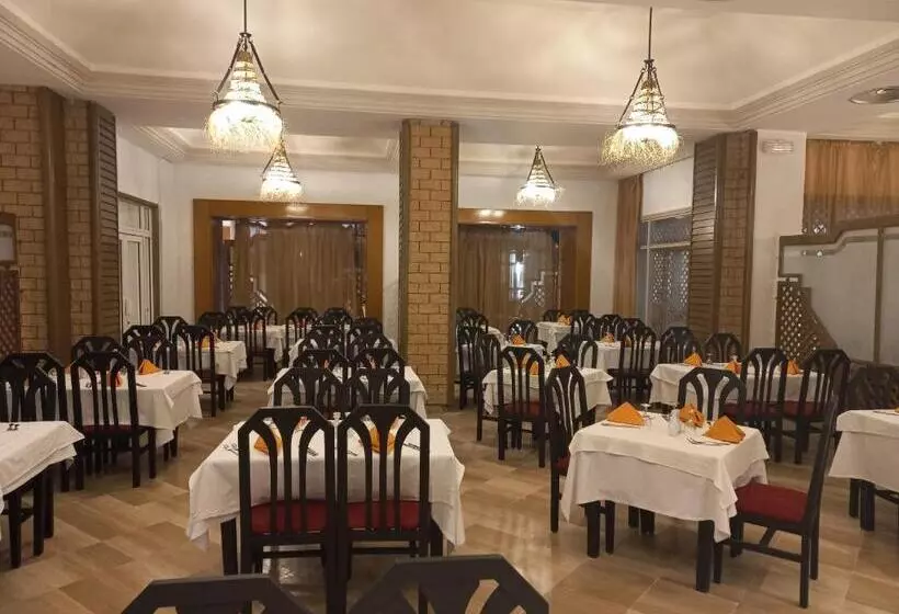 Hotelli Tunisia Lodge