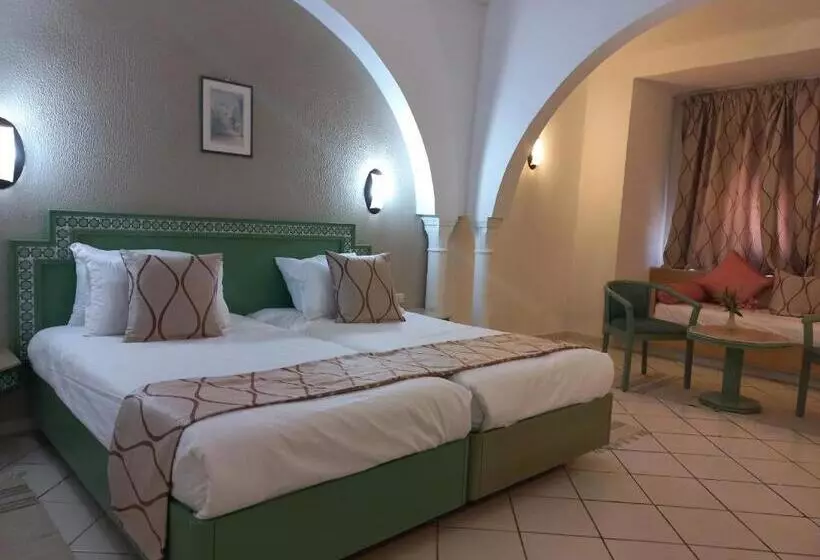Hotelli Tunisia Lodge
