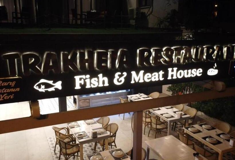 Trakheia Otel