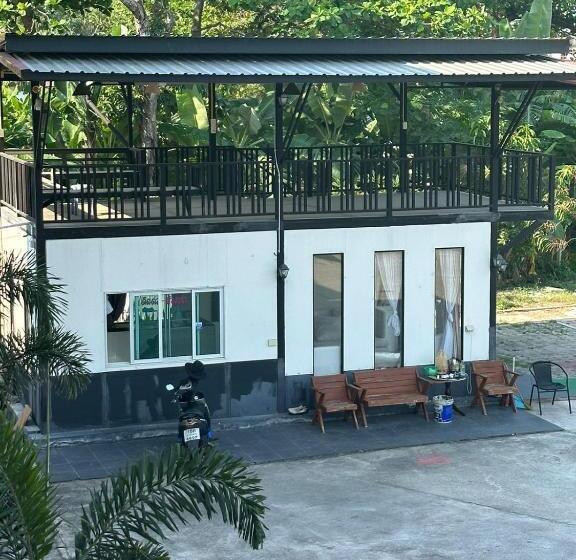 Szálloda Ekaluk Place Inn