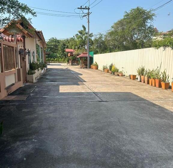 Szálloda Ekaluk Place Inn