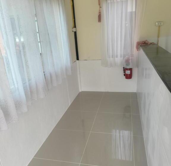 Szálloda Ekaluk Place Inn