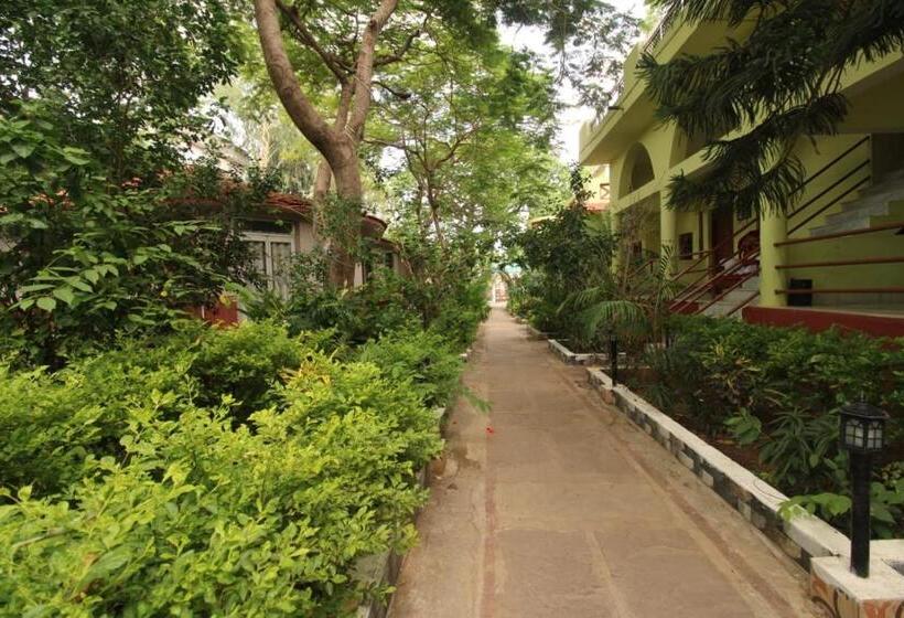 בית מלון כפרי Tiger Heaven Resort