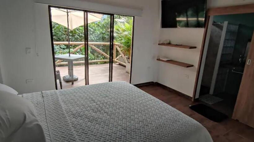 پانسیون Minka Paradise