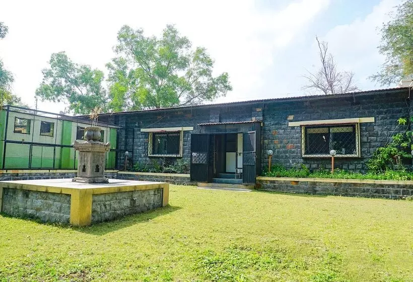 Lomakeskus Fabhotel Vishwakirti Agri