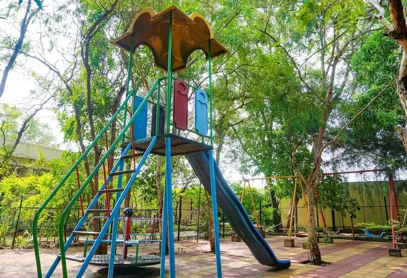 Lomakeskus Fabhotel Vishwakirti Agri