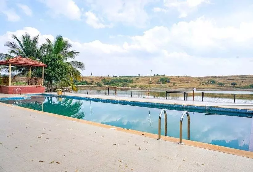 Lomakeskus Fabhotel Vishwakirti Agri