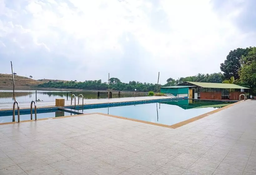 Lomakeskus Fabhotel Vishwakirti Agri