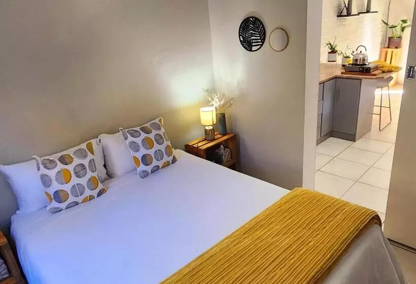 ベッドアンドブレックファースト Upgraded   360 Degrees Corporate Stay