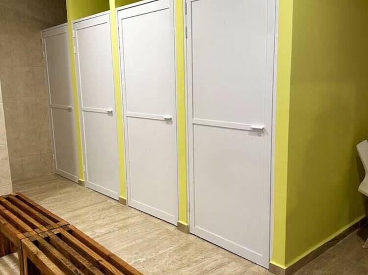 Капсульный Oтель Hostel Tropico 20 Pdc