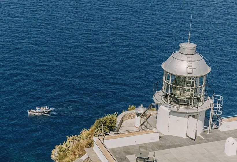 אתר נופש Faro Punta Imperatore