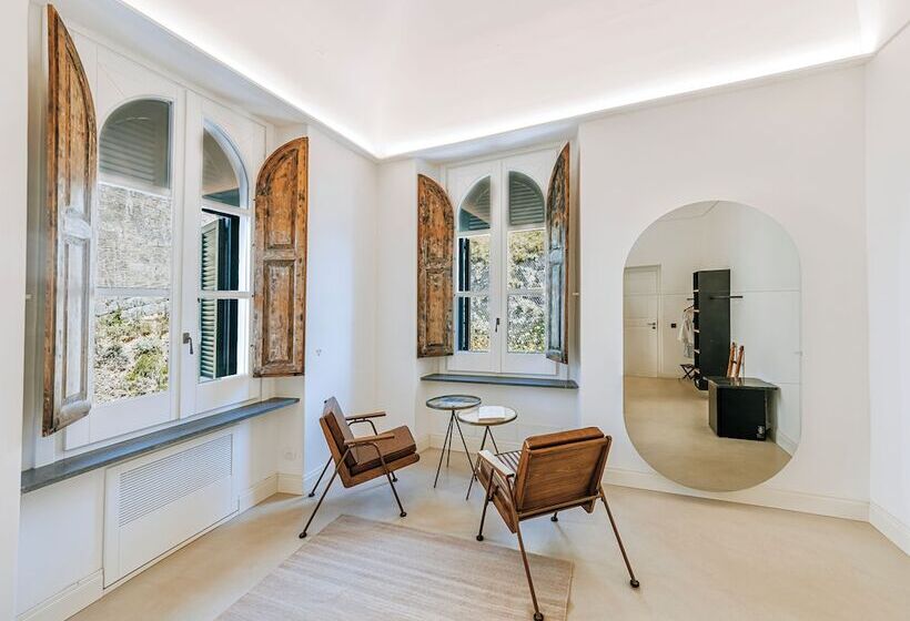 אתר נופש Faro Punta Imperatore