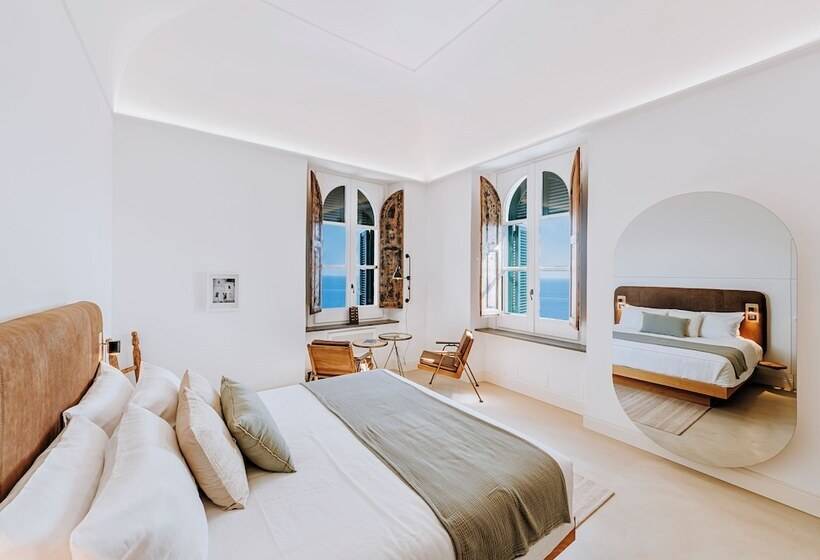 אתר נופש Faro Punta Imperatore