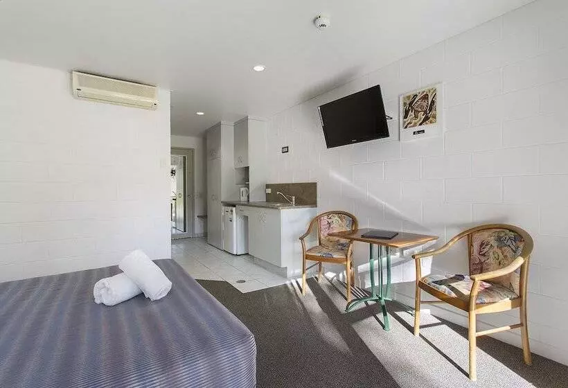 Capricorn Motel & Conference Centre