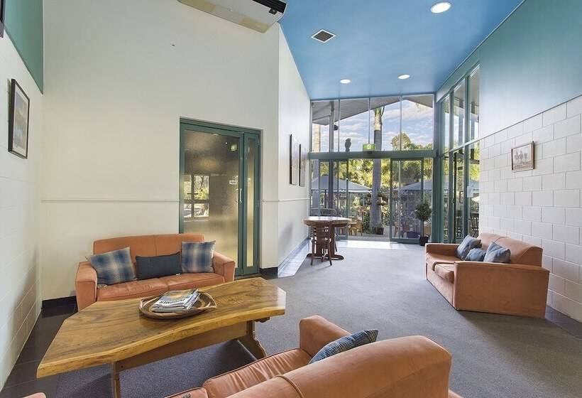 Capricorn Motel & Conference Centre