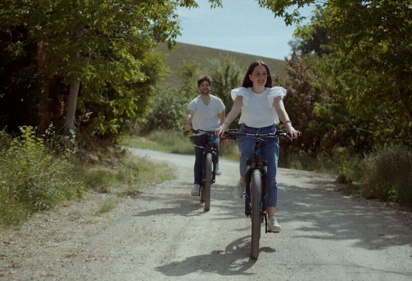 Хостел L Olmo Di Casigliano