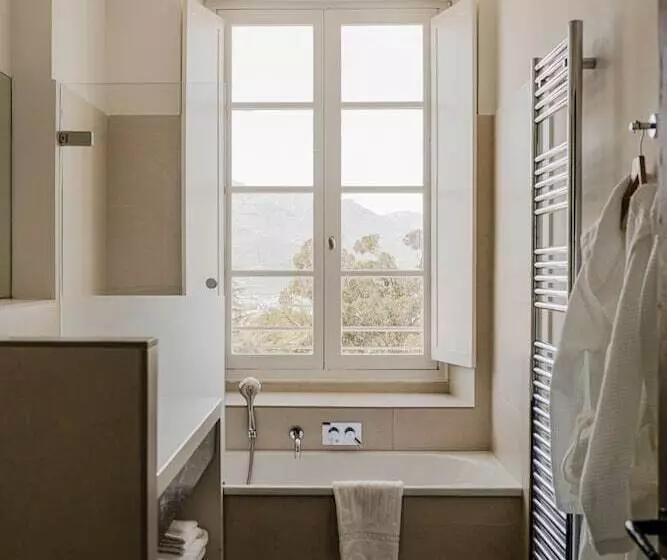 هتل Aethos Corsica