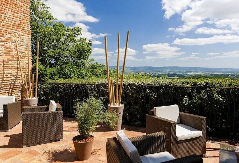 Отель Cap De Castel