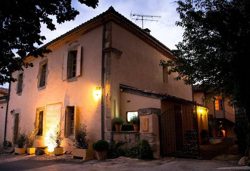 Отель Cap De Castel