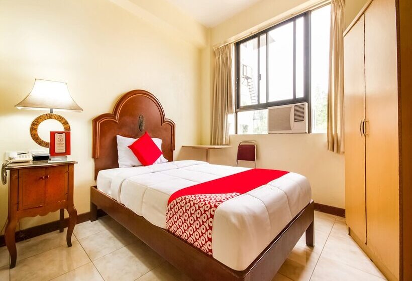 בית מלון כפרי Vaccinated Staff Capital O 465 Ford S Inn