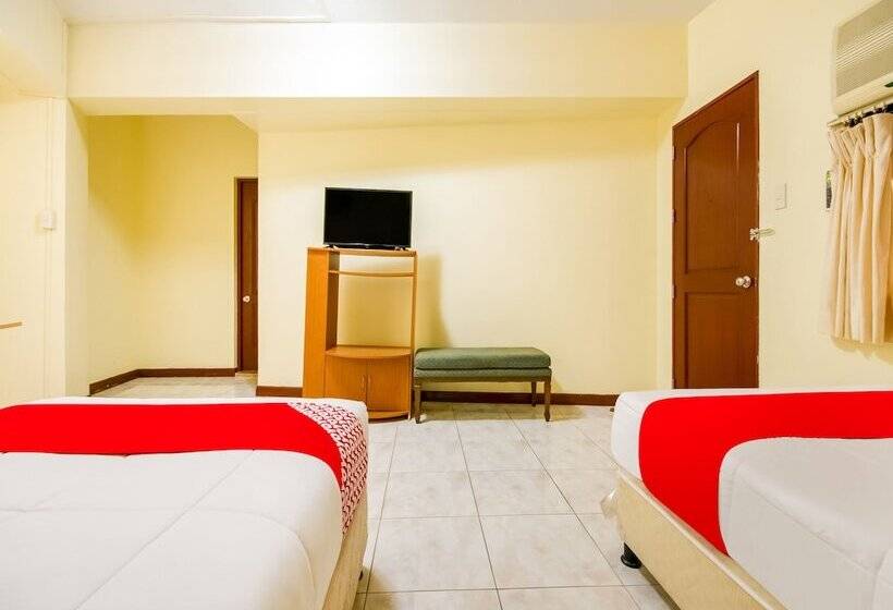 בית מלון כפרי Vaccinated Staff Capital O 465 Ford S Inn