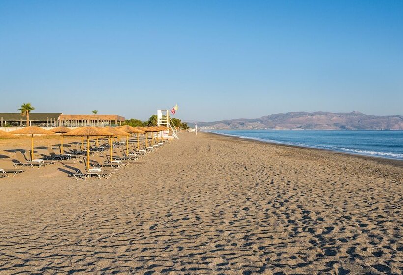 هتل Caretta Beach