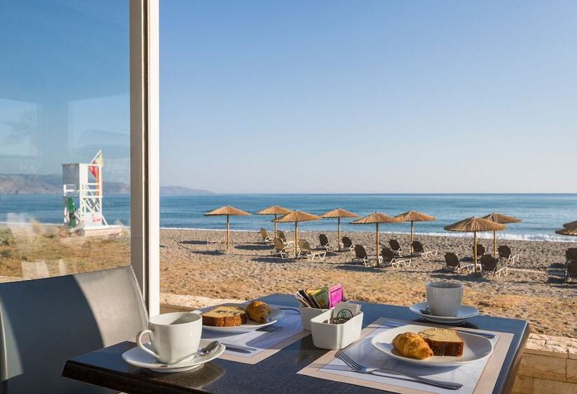 هتل Caretta Beach