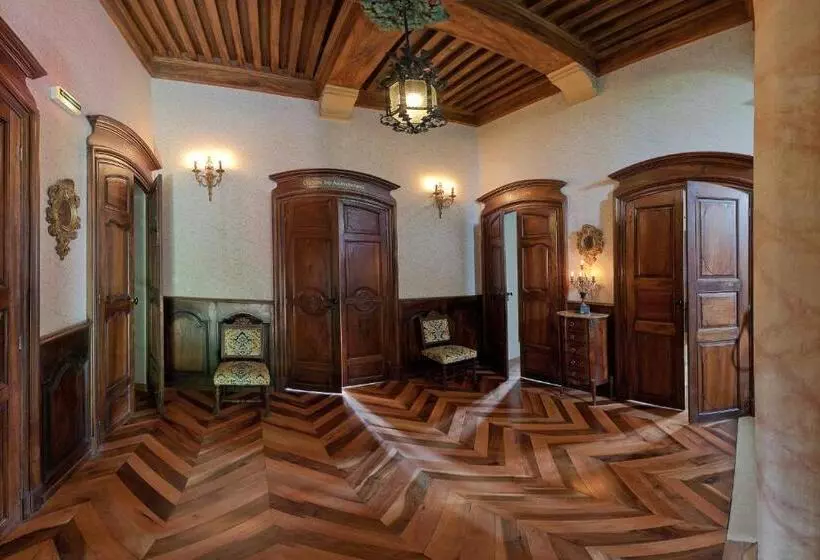 ホテル Chateau De Picomtal