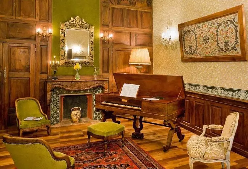 ホテル Chateau De Picomtal