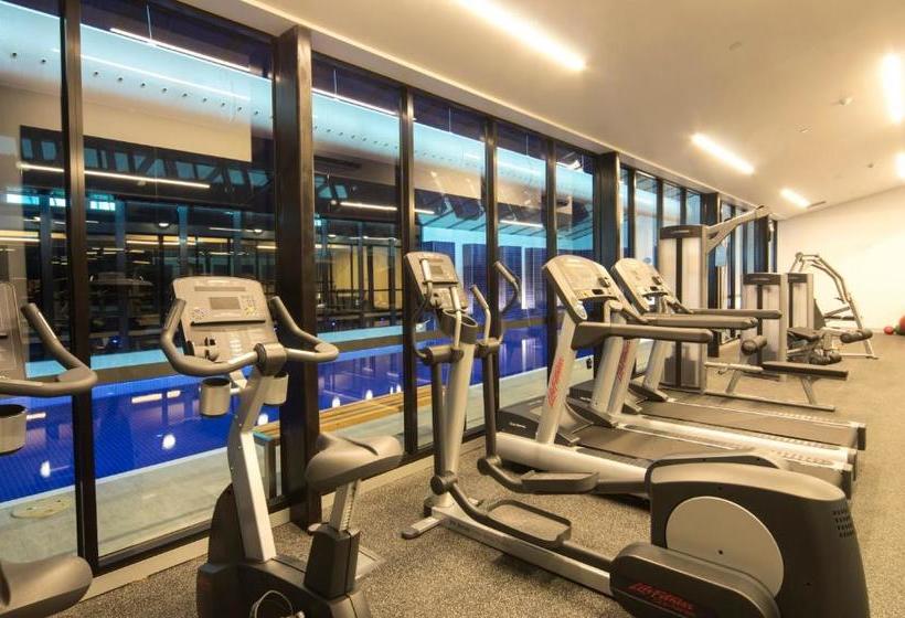 فندق City Tempo Lonsdale St