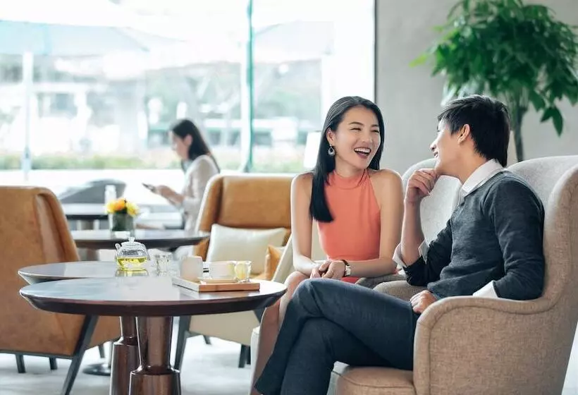 ホテル Courtyard By Marriott Zhengzhou East