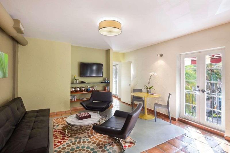 Otel Kasa El Paseo Miami Beach