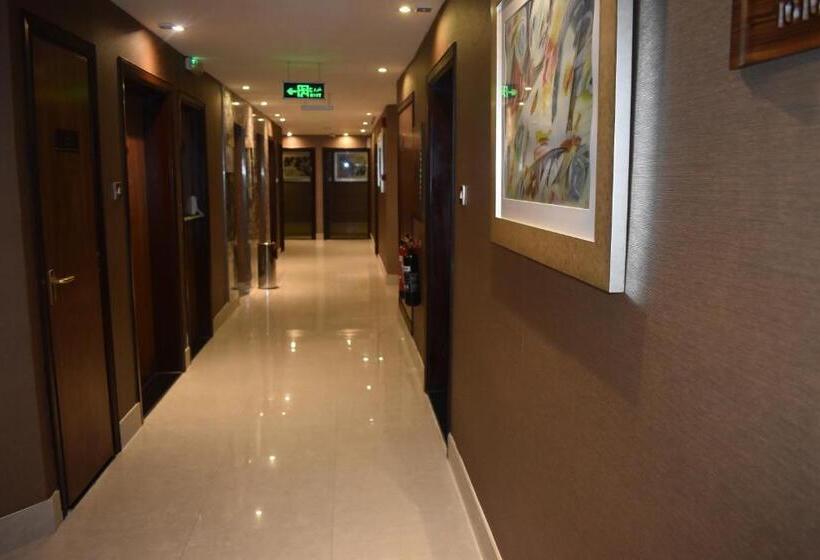 ホテル Emirates Plaza