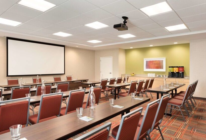 ホテル Home2 Suites By Hilton Milwaukee Brookfield