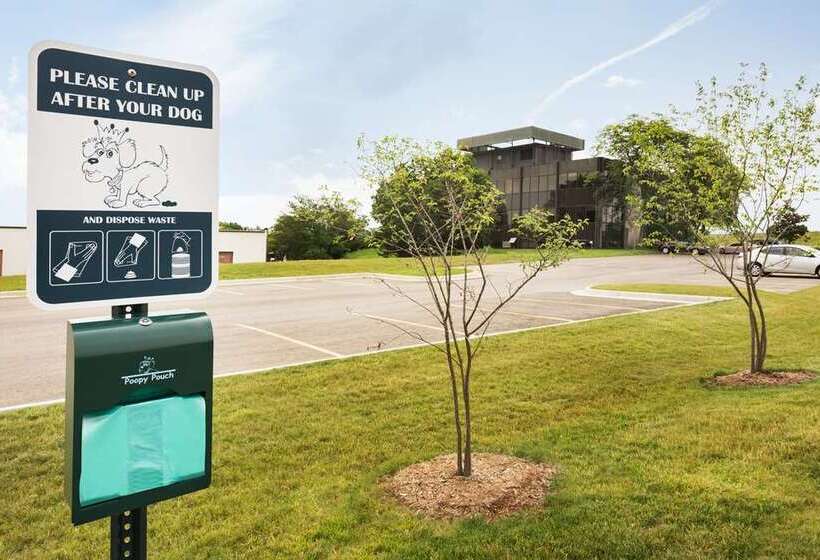 ホテル Home2 Suites By Hilton Milwaukee Brookfield