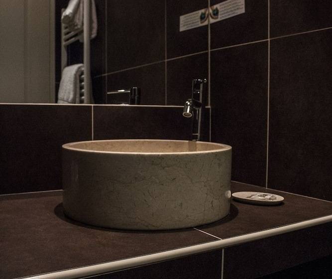 هتل Hôtel Le Mas Saint Joseph