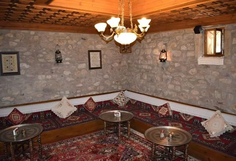 ホテル Huma Hatun Konaklari