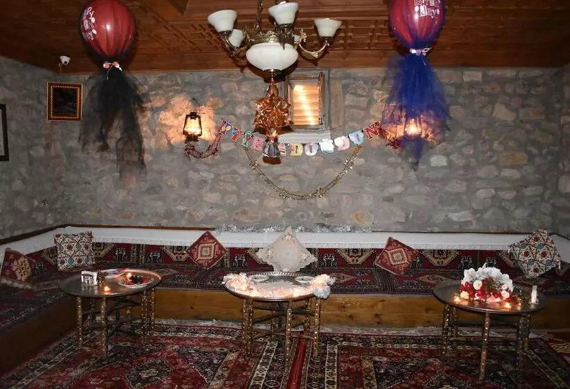 ホテル Huma Hatun Konaklari