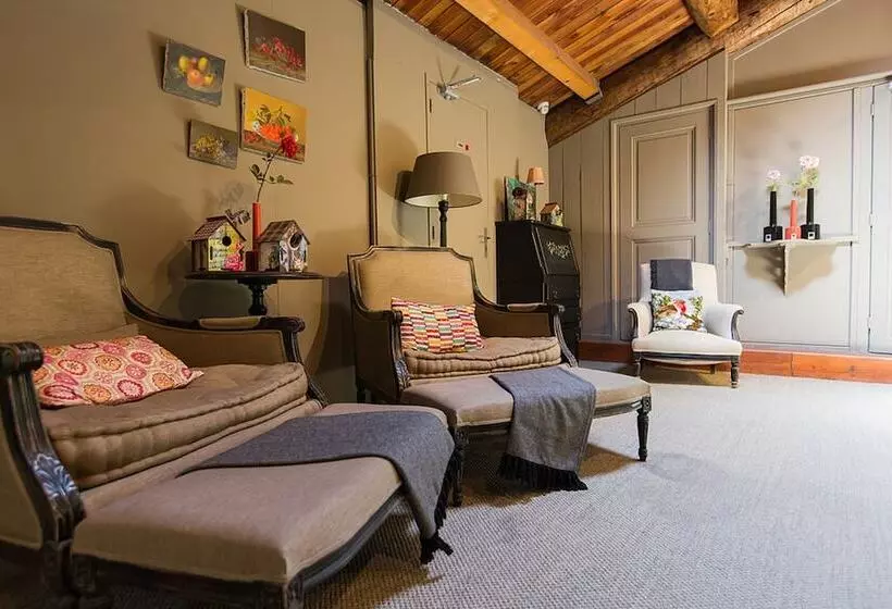 Hotelli Le Jardin D'emile