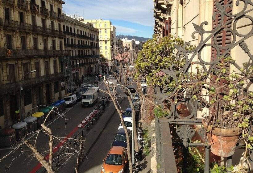 Отель Pension Ciudadela