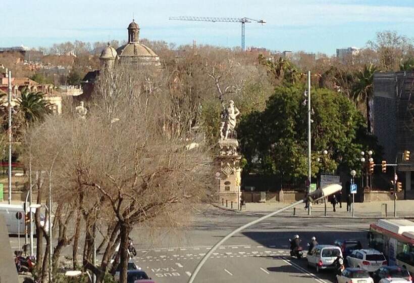 Отель Pension Ciudadela