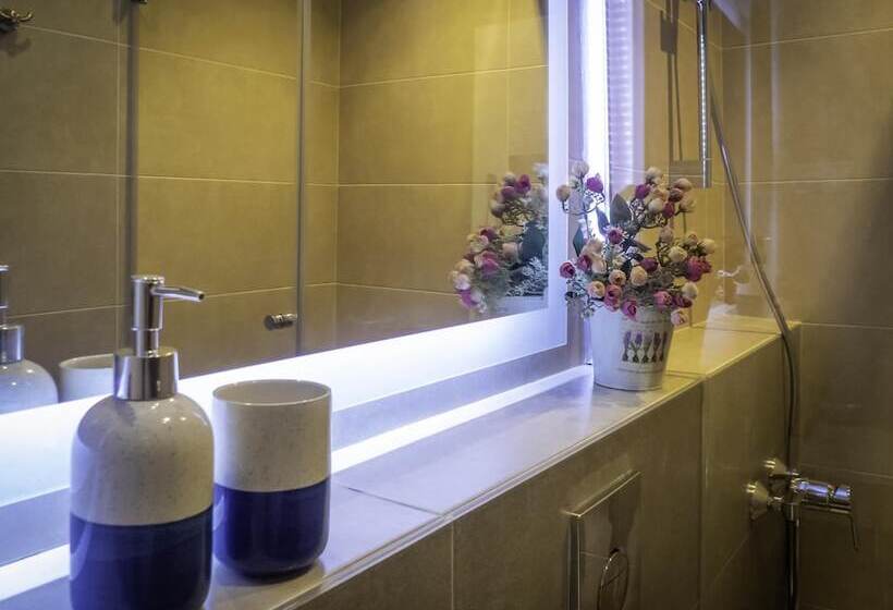 Отель Pension Ciudadela