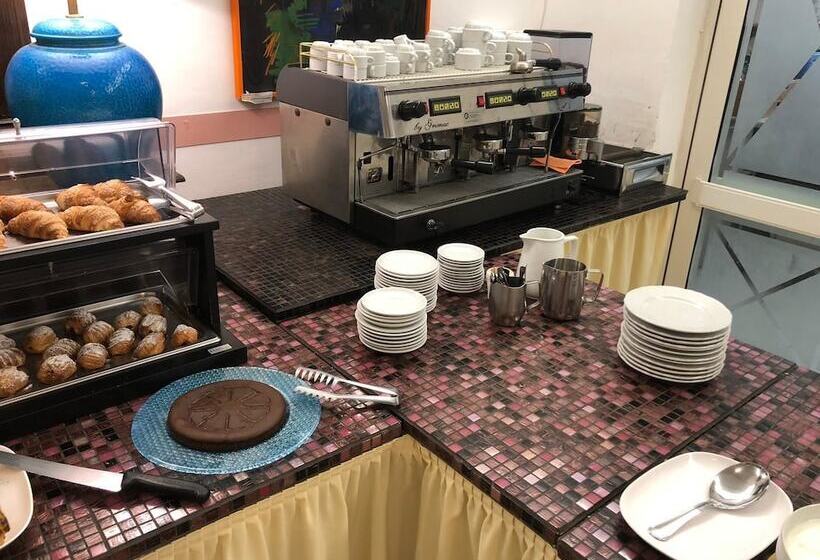 בית מלון כפרי Regina